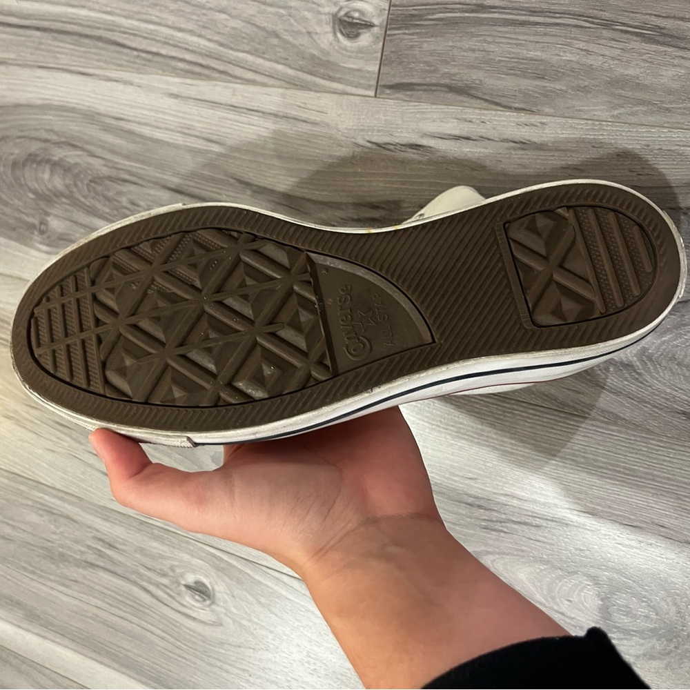 Converse - Picture 4 of 4